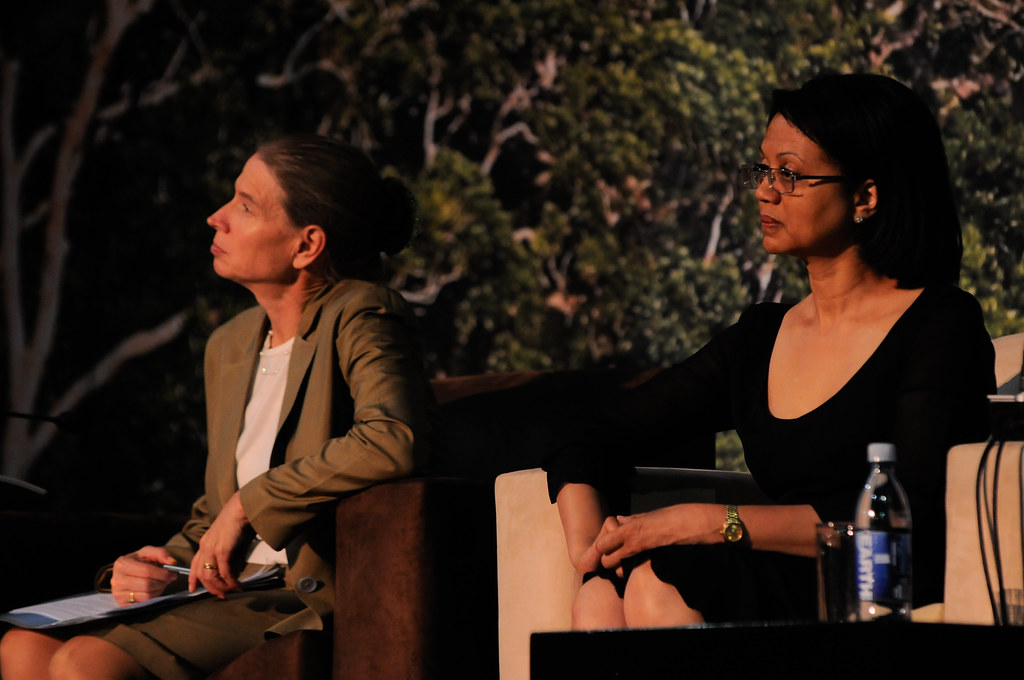 Tina Joemat-Pettersson, Minister of Agriculture, Forestry and Fisheries and Frances Seymour, Director General, CIFOR. Opening plenary of Forest Day 5,...