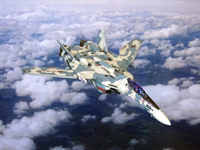 1:100 Shinsei Industry VF-25F “Messiah”; ‘OK 204’ of the New U.N. Spacy (N.U.N.S.) SVFA-233 “Cloudbusters”; Windermere IV in the Brisingr Global Cluster, during the first Windermere War of Independence, 2060 (Macross Frontier Whif/Bandai kit)