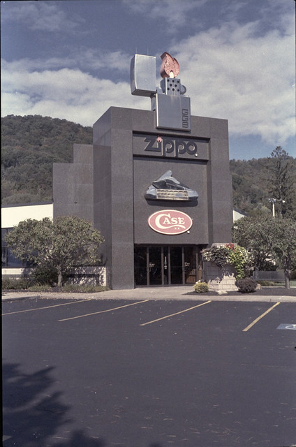 Zippo/Case Museum