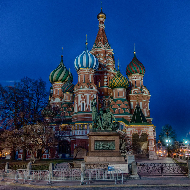 Saint Basil's Cathedral HDR by night 1x1