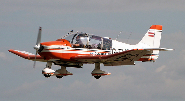 Avions Pierre  Robin DR-400-180R Remorqueur  G-TUGZ