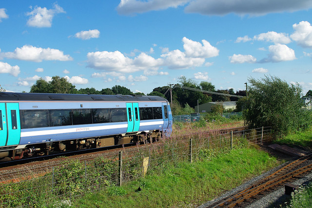 RD15689.  170 205 approaching Wroxham on the Bittern Line in Norfolk.