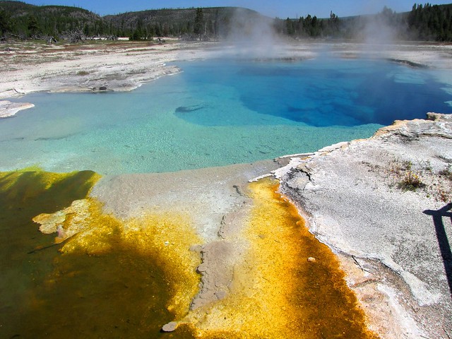 Yellowstone National Park , Grand Prismatic Hot Spring