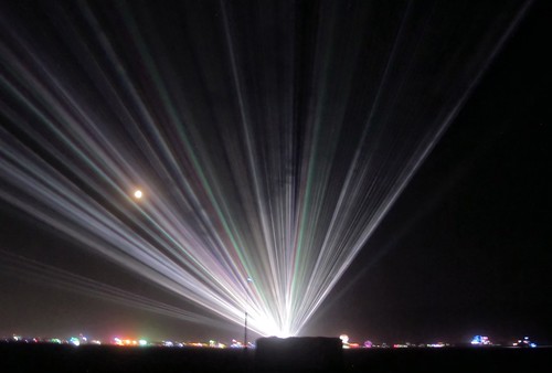 Lasers at Burning Man (2578)