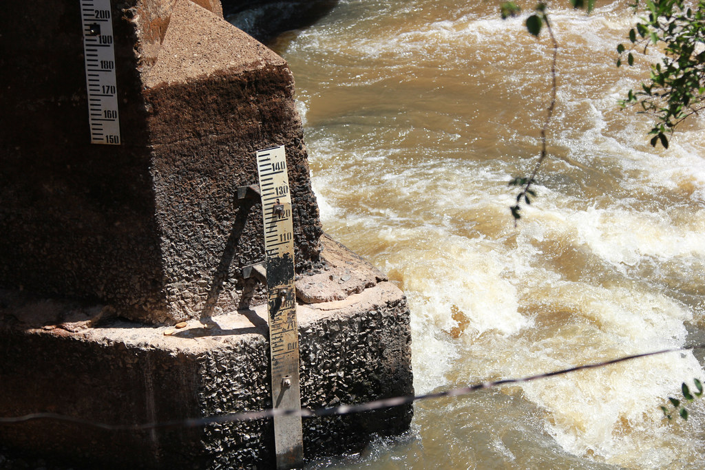 Public Water Level Gauge - Itare River.