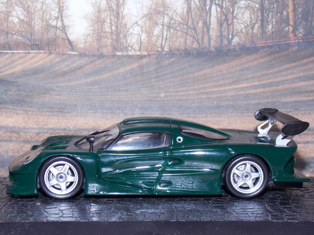 Lotus Elise GT1 – 1997