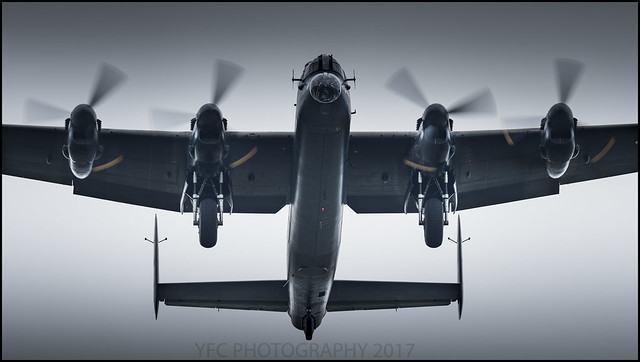 Un Lancaster y 35 filtros degradados