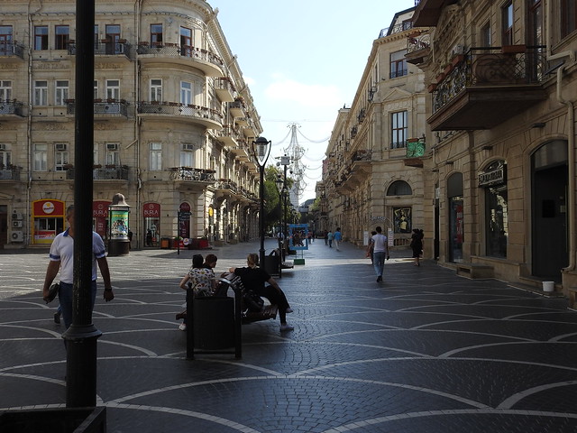 A 'clearing' on the pedestrianized Nizami St. in Baku