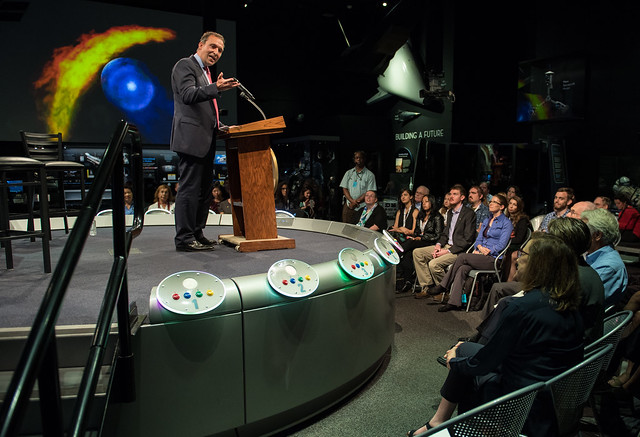 Voyager 40th Anniversary at Air and Space Museum (NHQ201709050004)