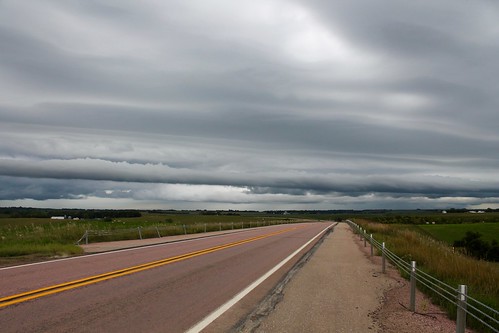 nebraska cloud weather road