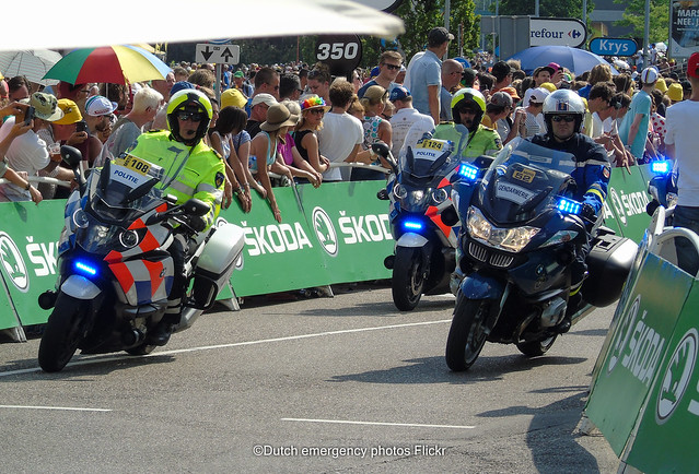 Dutch police and French Gendarmerie BMW motorcycles | Politie / Gendarme