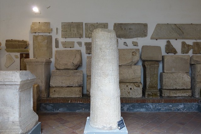 Capua - Museo Provinciale Campano - Lapidario Mommsen