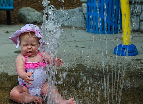 california wild summer baby wet water girl hat swimming fun infant crestline cutie socal recreation bathingsuit waterpark 8077 lakegregory richgreenephotographycom