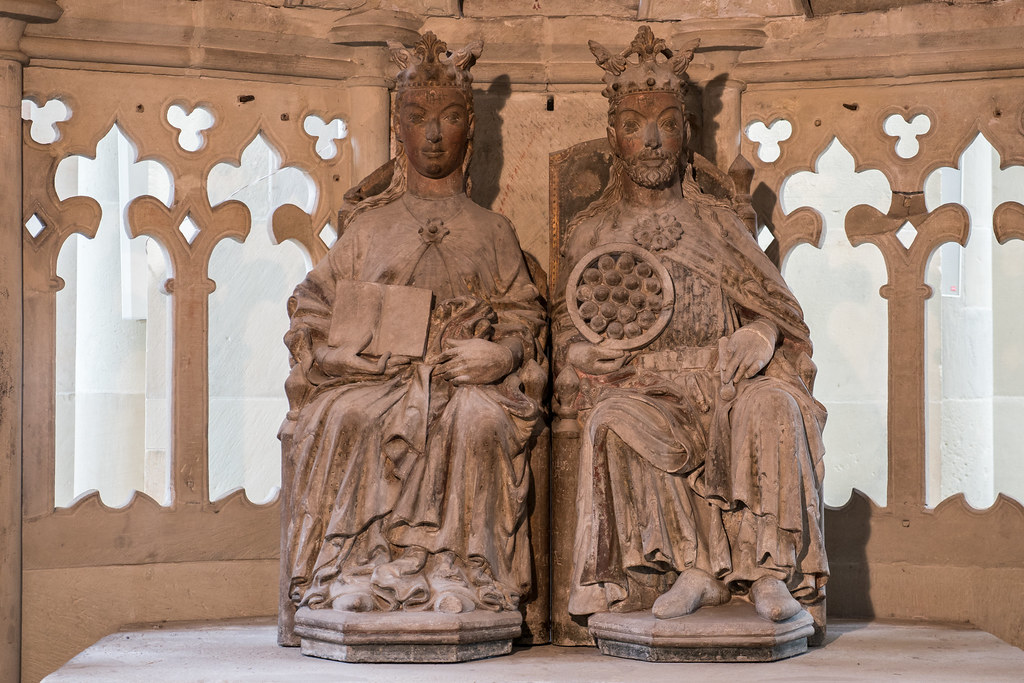 Magdeburg: Dom, Herrscherpaar in der um 1250 entstandenen Sechzehneckigen Kapelle (Heiliges Grab) - Imperial Couple (about 1250) in the Hexadecagonal Chapel (Holy Sepulchre) of the Cathedral