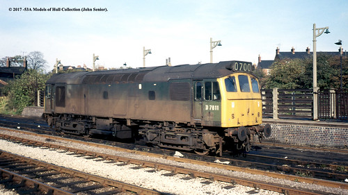 britishrailways sulzer type2 class25 d7611 diesel train railway locomotive railroad banbury oxfordshire