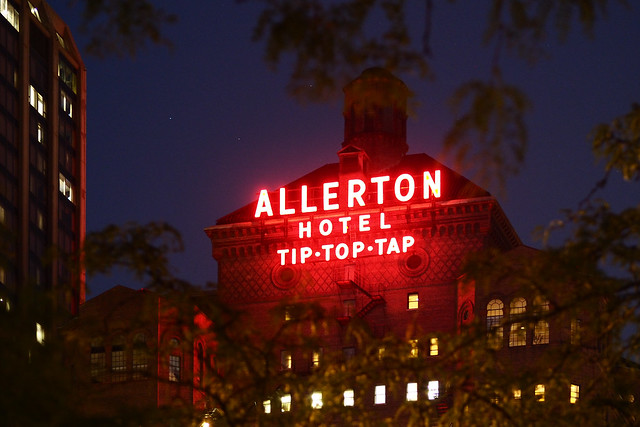 Allerton Hotel