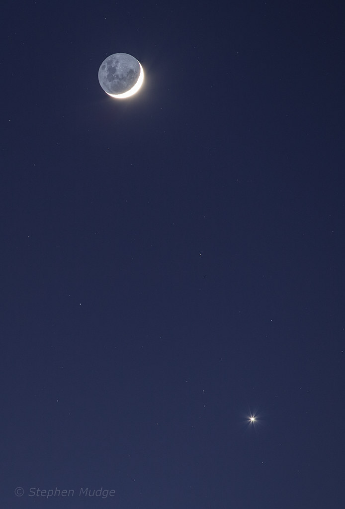 Moon and Venus 19Aug17