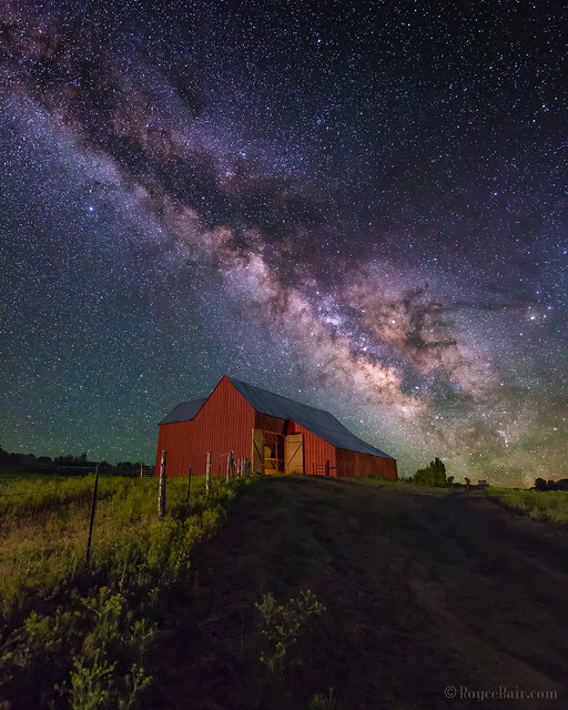 Red Barn & Milky Way sky