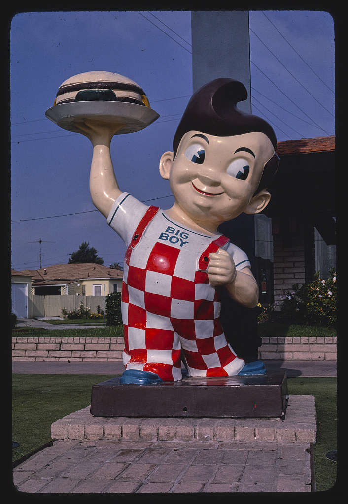 Bob's Big Boy statue sign, closer view, La Cienega Boulevard, Los Angeles, California (LOC)