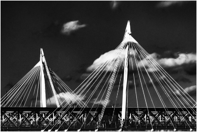 Hungerford Bridge-London