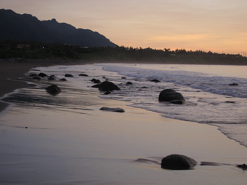 IMG_6762 by kenner116, 台灣 taiwan 台東 taitung 都蘭 dulan sunrise 日出 beach