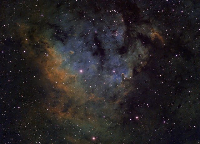 NGC7822 in Hubble Palette