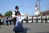 Großvater-Enkelin Tanz könnte man meinen, es ist jedoch der traditionelle Tanz der Hut- und Tuchgewinner.