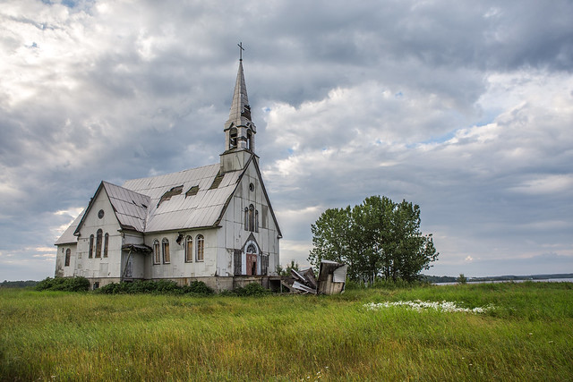 Trans-Canada - Abandoned Church