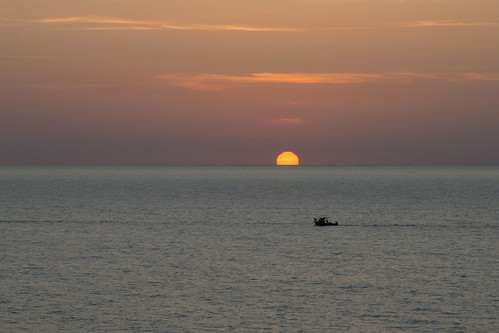 antomarto ntomarto italia italy sicilia sicily tramonto sunset panorama landscape barca ship mare sea orizzonte horizon