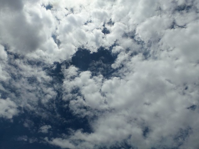 Abertura entre las nubes