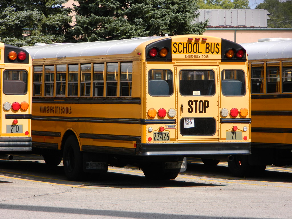 miamisburg-city-school-district-21-bus-lot-miamisburg-o-flickr