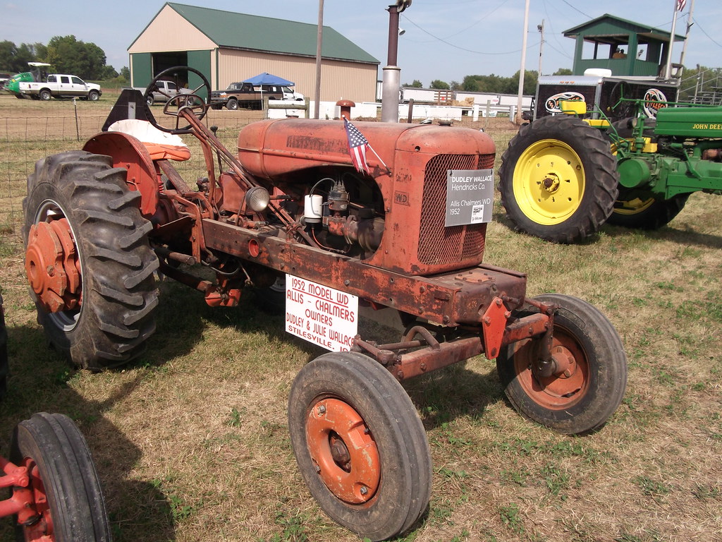 1952 Allis Chalmers type WD tractor