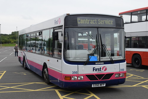 FL 60350 @ Birstall Park and Ride | by ianjpoole
