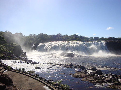 venezuela bolívar guayana puerto ordaz san félix macagua llovizna park parque nature latin tropical río river caroní cascada waterfall