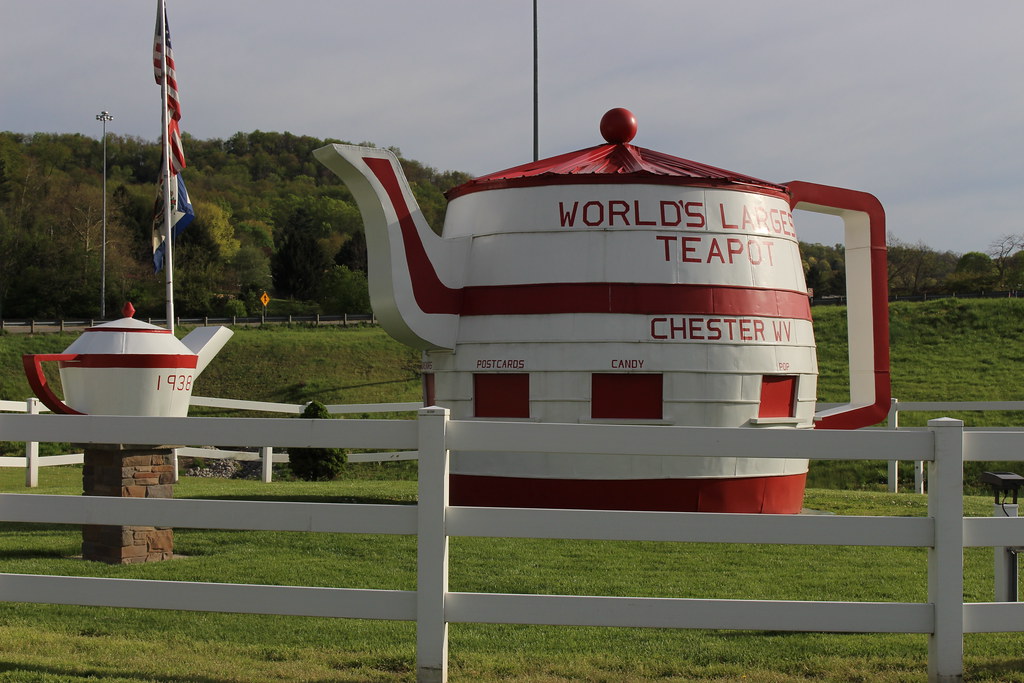 World's Largest Teapot, Chester, WV