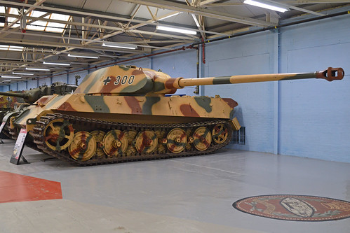 Tiger II (early turret) ‘300’ | Chassis No V2 (the second of… | Flickr