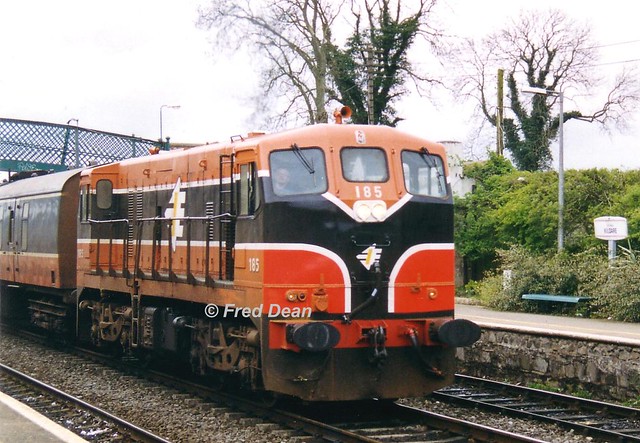 Irish Rail 185 in Kildare Station.