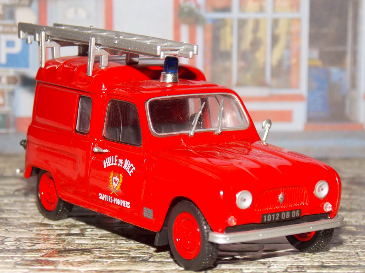 Renault 4 Fourgonnette – 1965 – Nice Pompiers