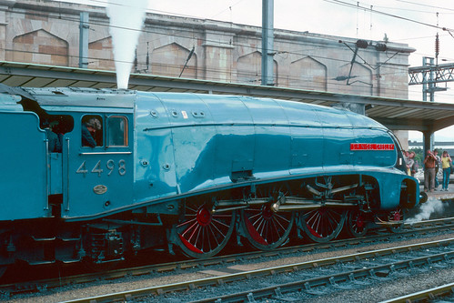 LNER class A4 steam locomotive 4498 'Sir Nigel Gresley', C… | Flickr