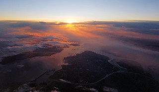 Zonsondergang Hollands Diep ( Uitzicht vanuit vliegtuig)
