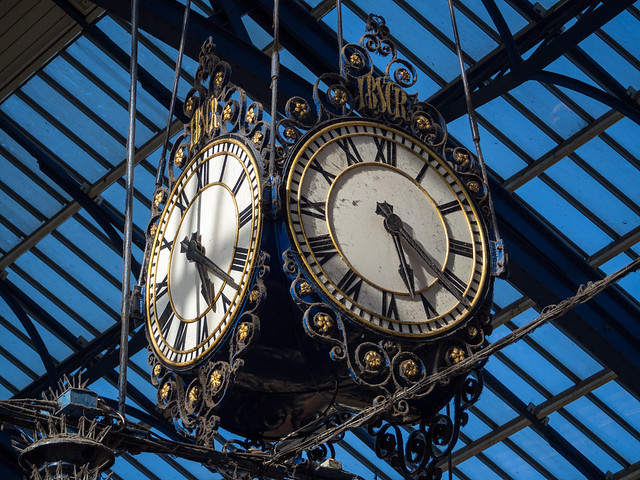 Brighton Seaford (32)-17-Brighton Station Clock