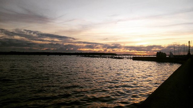 #Poole #Harbour at #sunset . no filter . #landscapephotography #landscape #naturephotography #natureporn #nature #water #coast #sea #seaside #sun #dusk #sky #clouds #urbanlandscapes #urban #urbanlife #moto4life #moto4