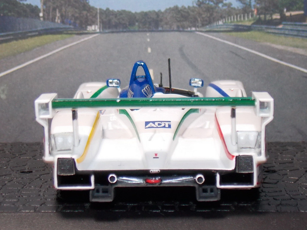 Audi R8 LMP – 24 Hs Le Mans 2005