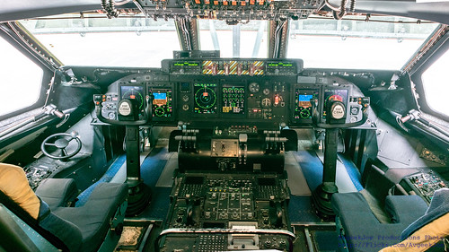 C-5M Super Galaxy Cockpit 16:9 | This is actually three diff… | Flickr