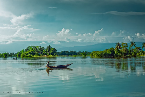 lake calm peaceful shoreline waterfront tranquil serenity lakeshore lakeside malawi bled lakescape nature bangladesh sky scenery natural