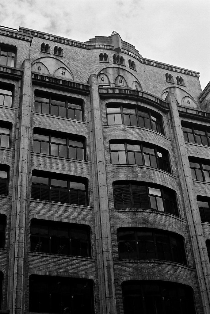 Sanshin Building