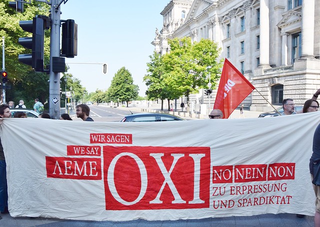 17.07.15: OXI! Protest vor dem Bundestag