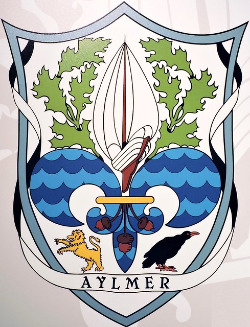 Coat of arms of the former Town of Aylmer following the municipal merger in 1975