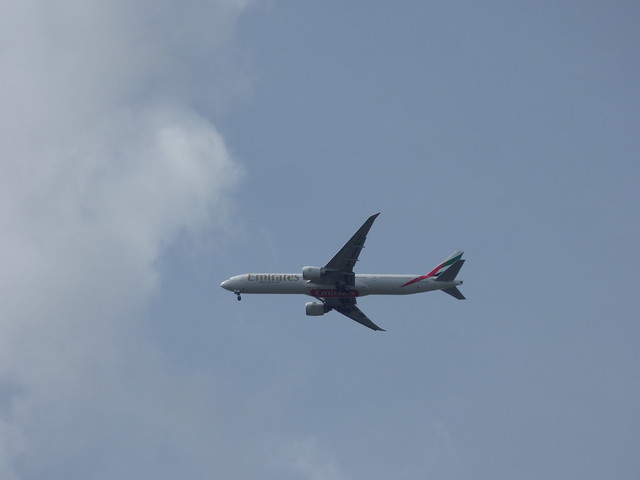 Planes coming into land over Boldmere - Emirates - Boeing 777-300ER