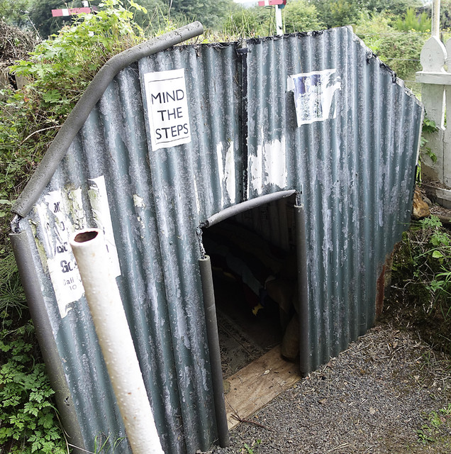 D17472.  Anderson Shelter